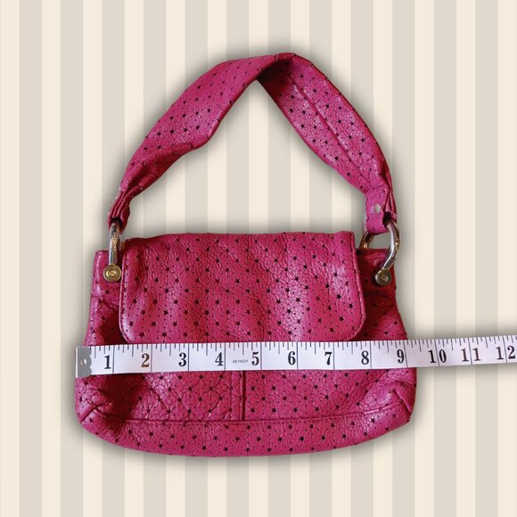 Secondhand Vintage 2000’s GAP pink leather mini purse with star cut-out details - Picture 2 of 4